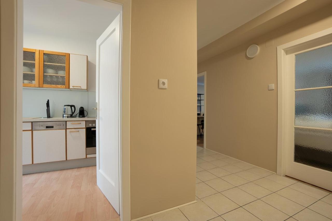 A 2-Bedroom Apartment With A King-Size Bed And A Balcony Is Located Just A 15-Minute Walk From Stephansplatz. Viena Exterior foto